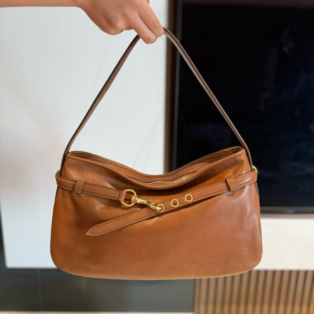 【客服专属2】 Aventure 单肩机车腋下包一样的包 包