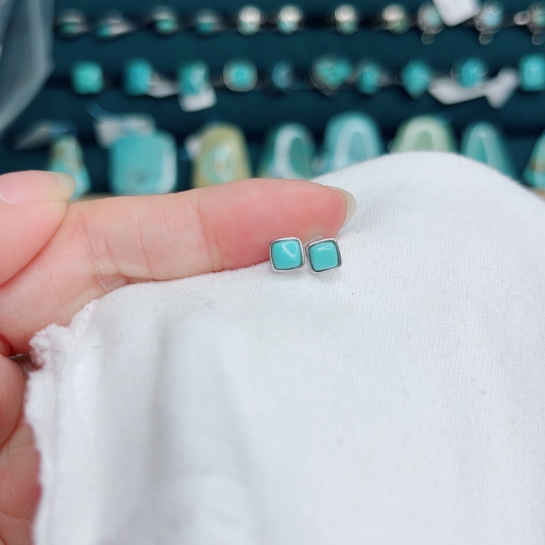 绿松石未镶嵌绿松石