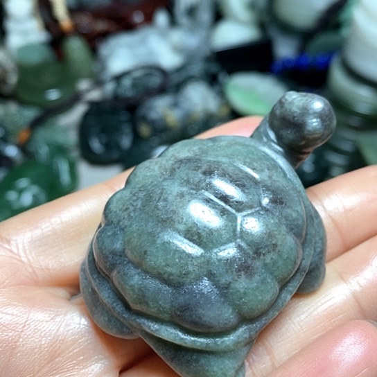 未镶嵌和田玉（糖玉）珠宝半成品