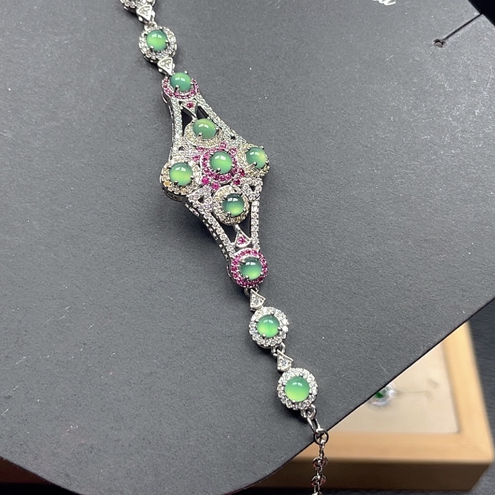 翡翠未镶嵌手链0010