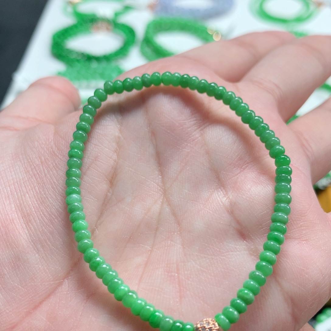 翡翠未镶嵌手链翡翠