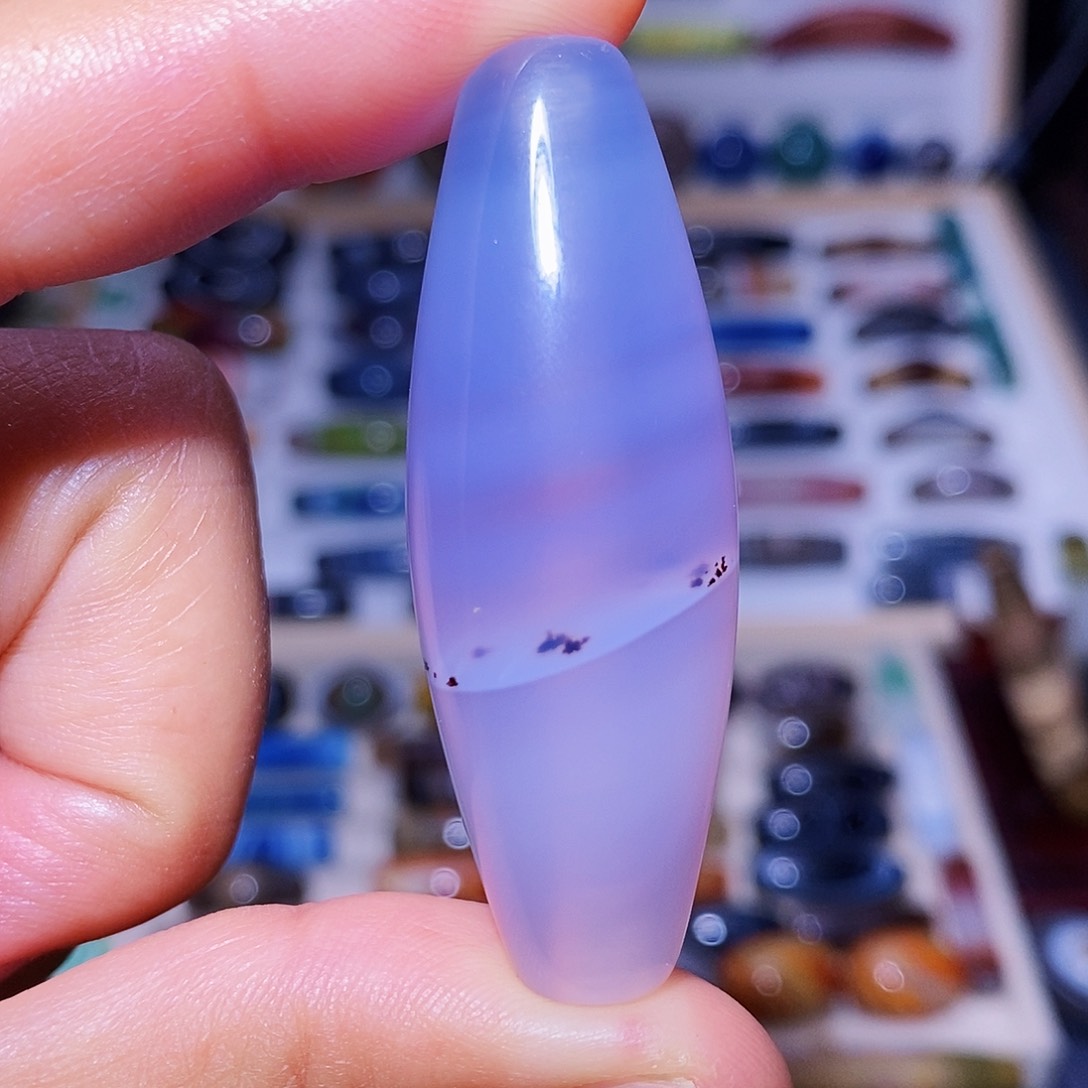 吊坠玛瑙未镶嵌…