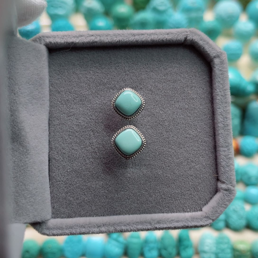 绿松石珠宝奇石未镶嵌