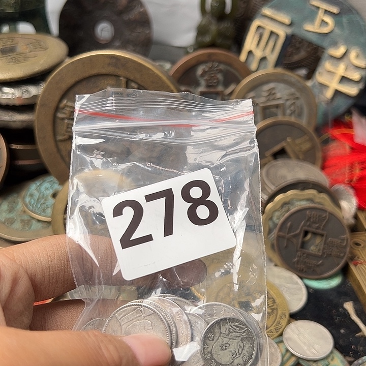 吴***龙铜复古文创工艺品