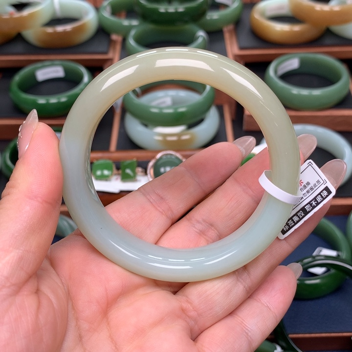 和田玉未镶嵌5960圈口