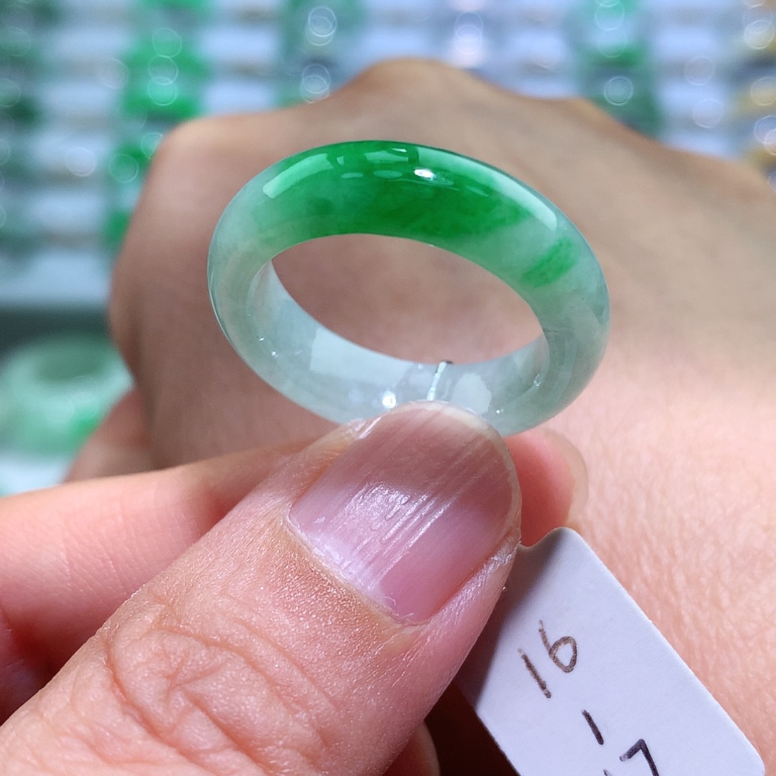 翡翠戒指未镶嵌16-17号