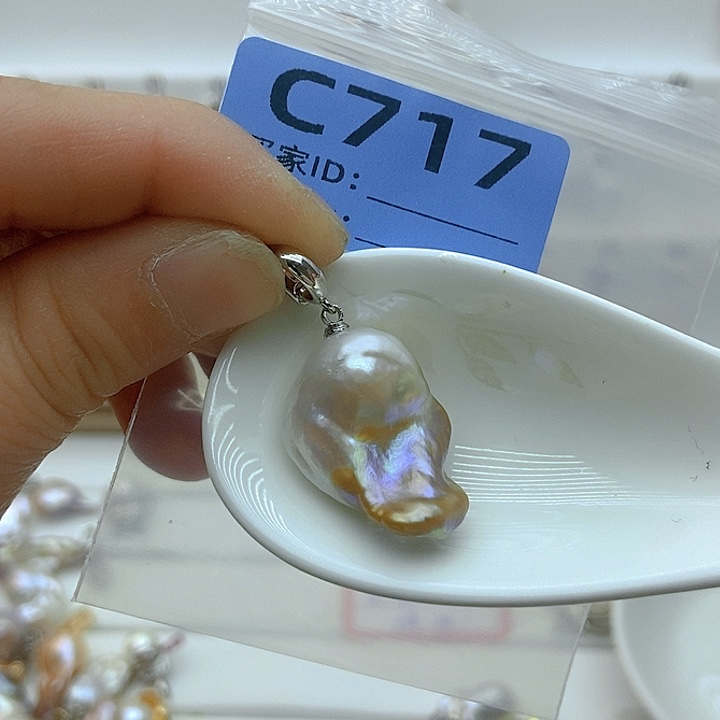 淡水珍珠颈饰未镶嵌