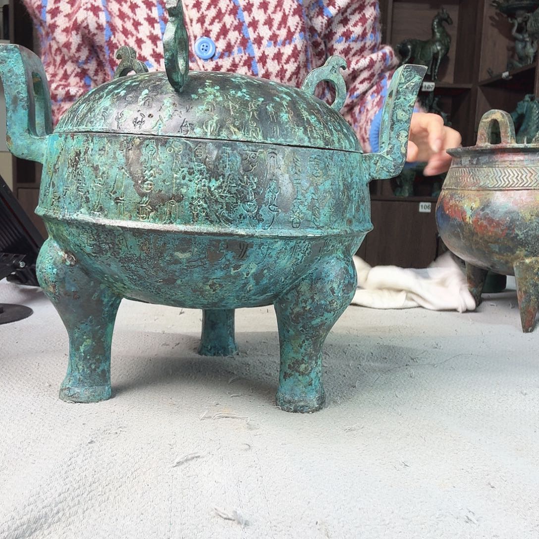 黄铜司母戊等四方之争和两党间友好交往所