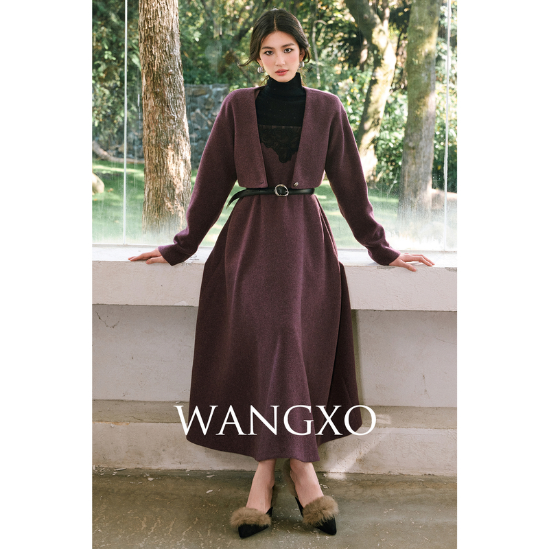 WANGXO  典雅蕾丝大裙摆廓形设计感套装2551295W