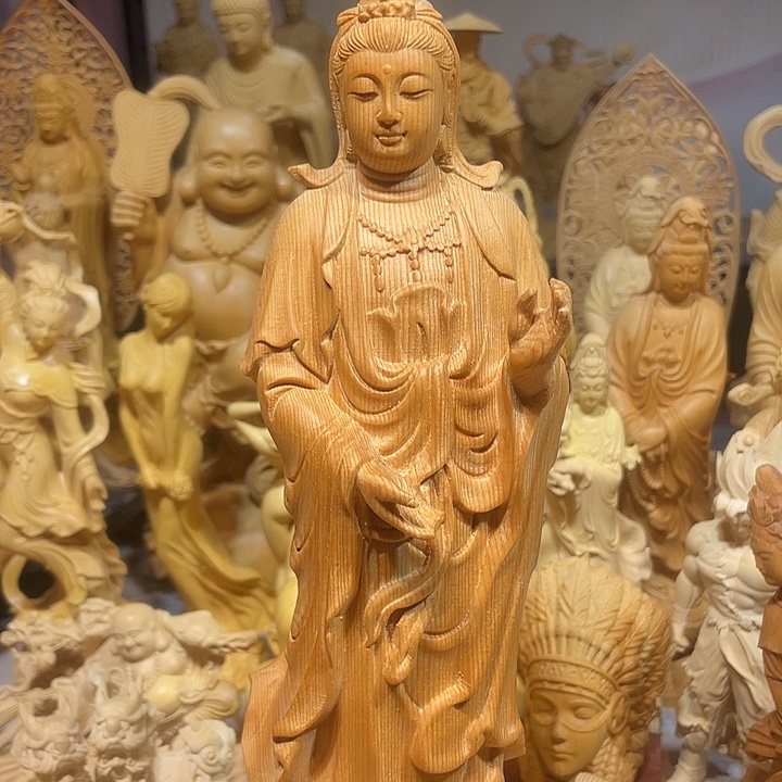 黄杨木小瑕疵大号观自在