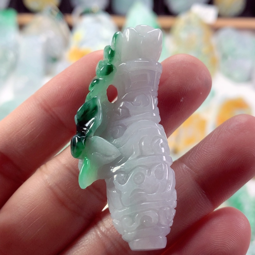 【闪购商品】翡翠吊坠(不含链)未镶嵌