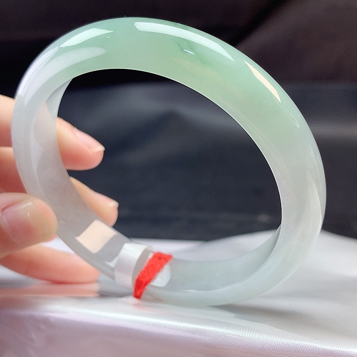 翡翠未镶嵌手镯59圈