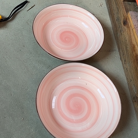 微瑕，不能明火，口径20高5深盘2个