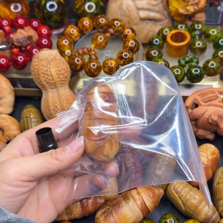 松木琥珀木文玩手串