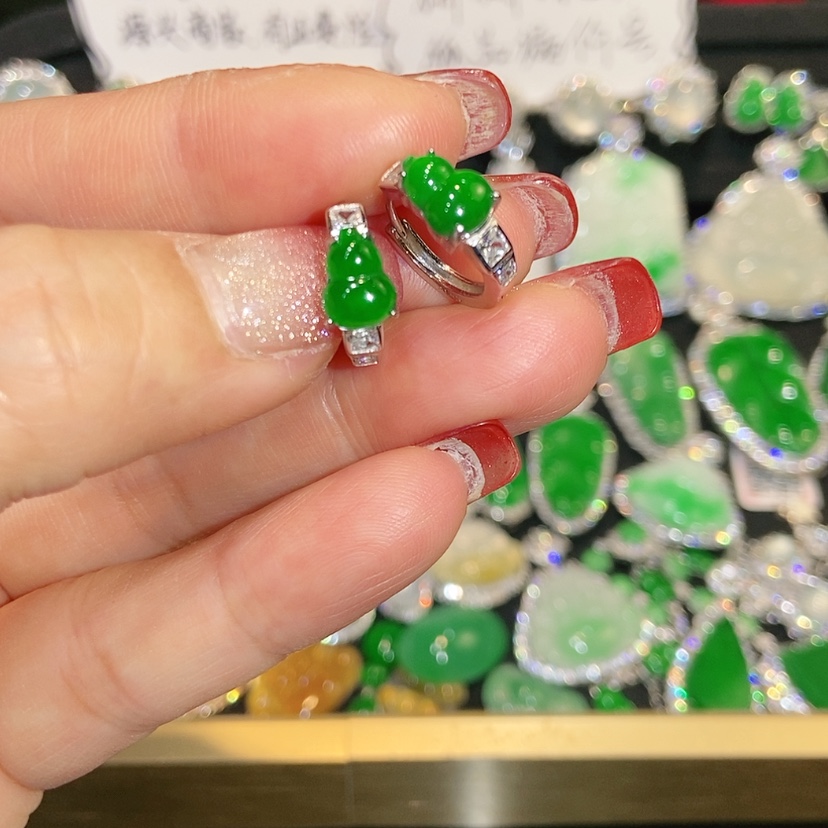 【闪购商品】未镶嵌翡翠耳饰天然翡翠