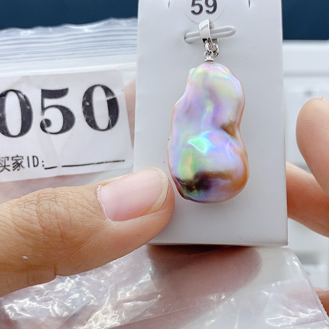 钛钢淡水珍珠颈饰