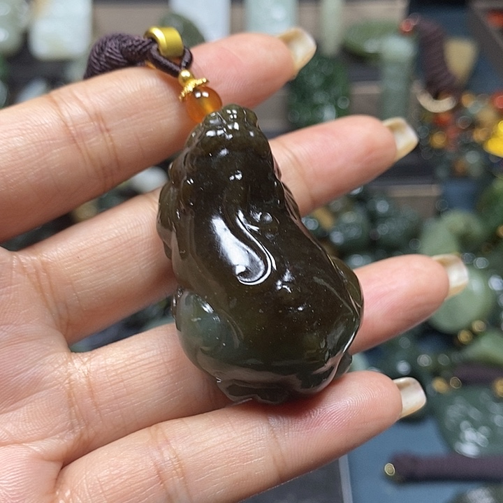 和田玉挂件未镶嵌