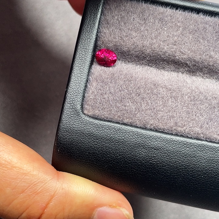 红宝石裸石1.02ct无烧鸽血红宝石