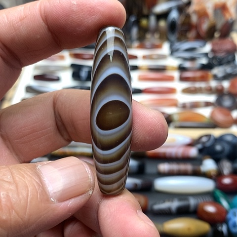 玛瑙/玉髓颈饰合金