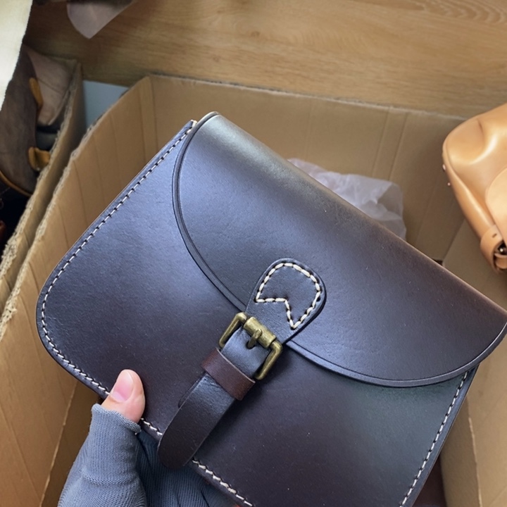 头层牛皮单肩的包