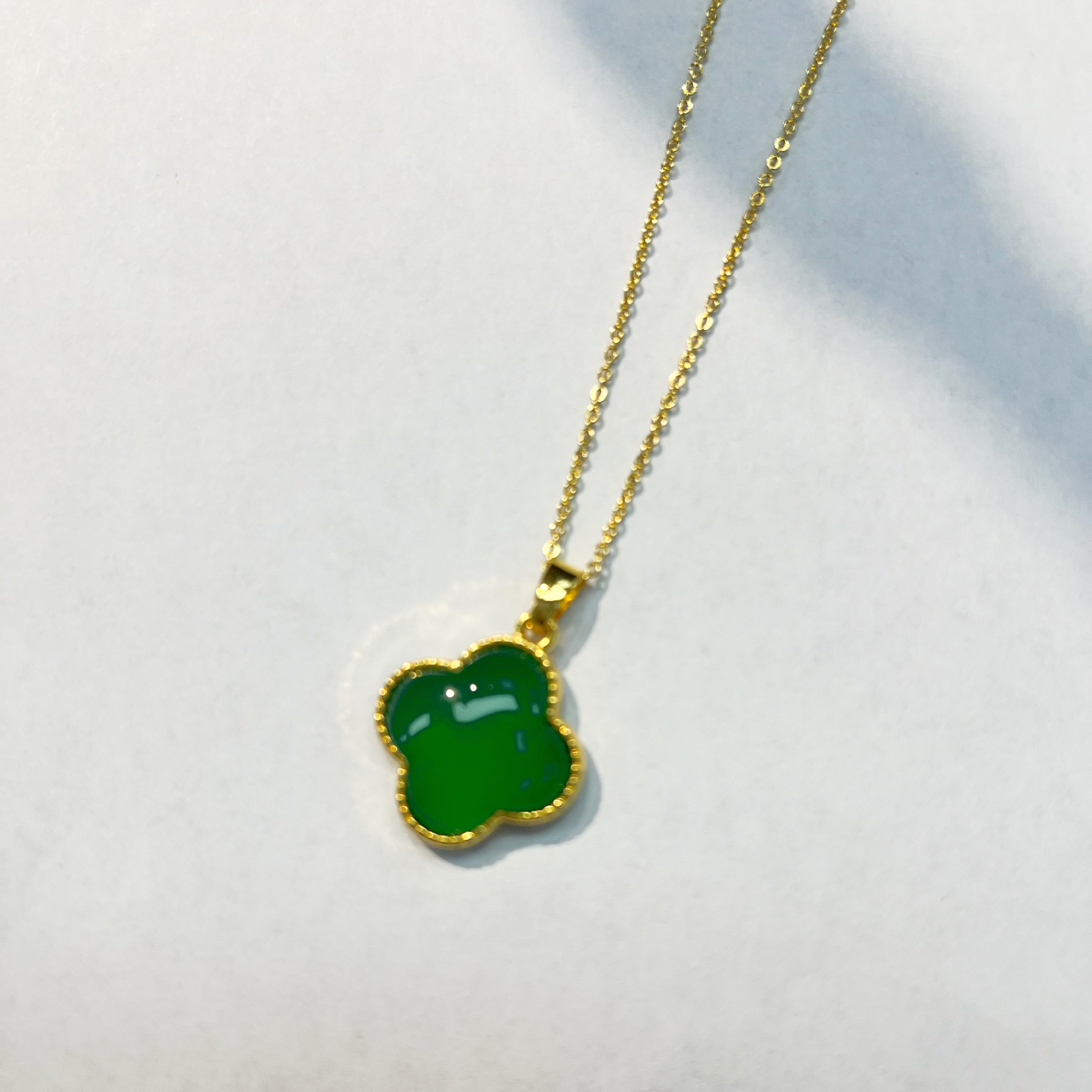 天然玉髓冰绿四叶草卡20mm左右项链