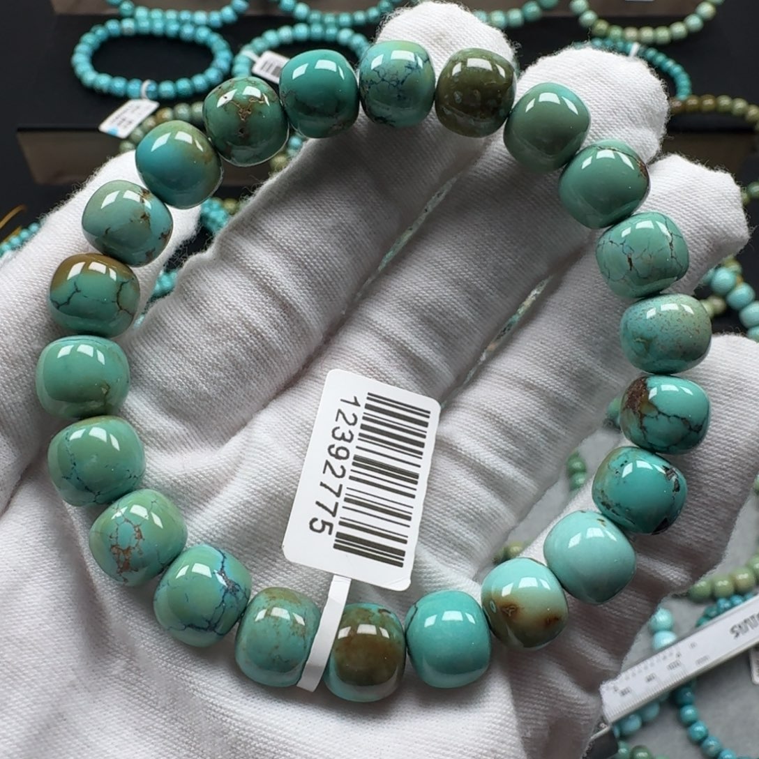 绿松石未镶嵌挂件