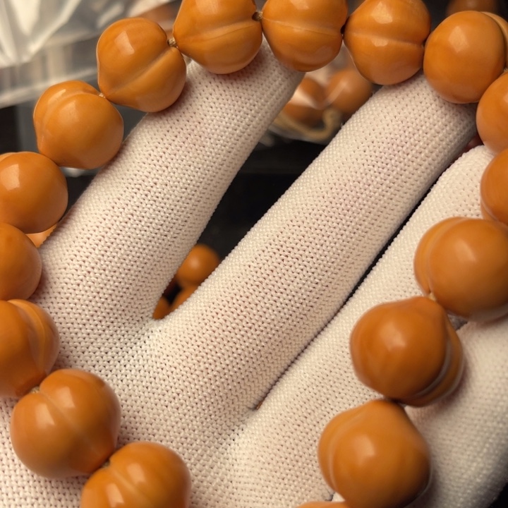 春***雨猴头核桃手串屁桃