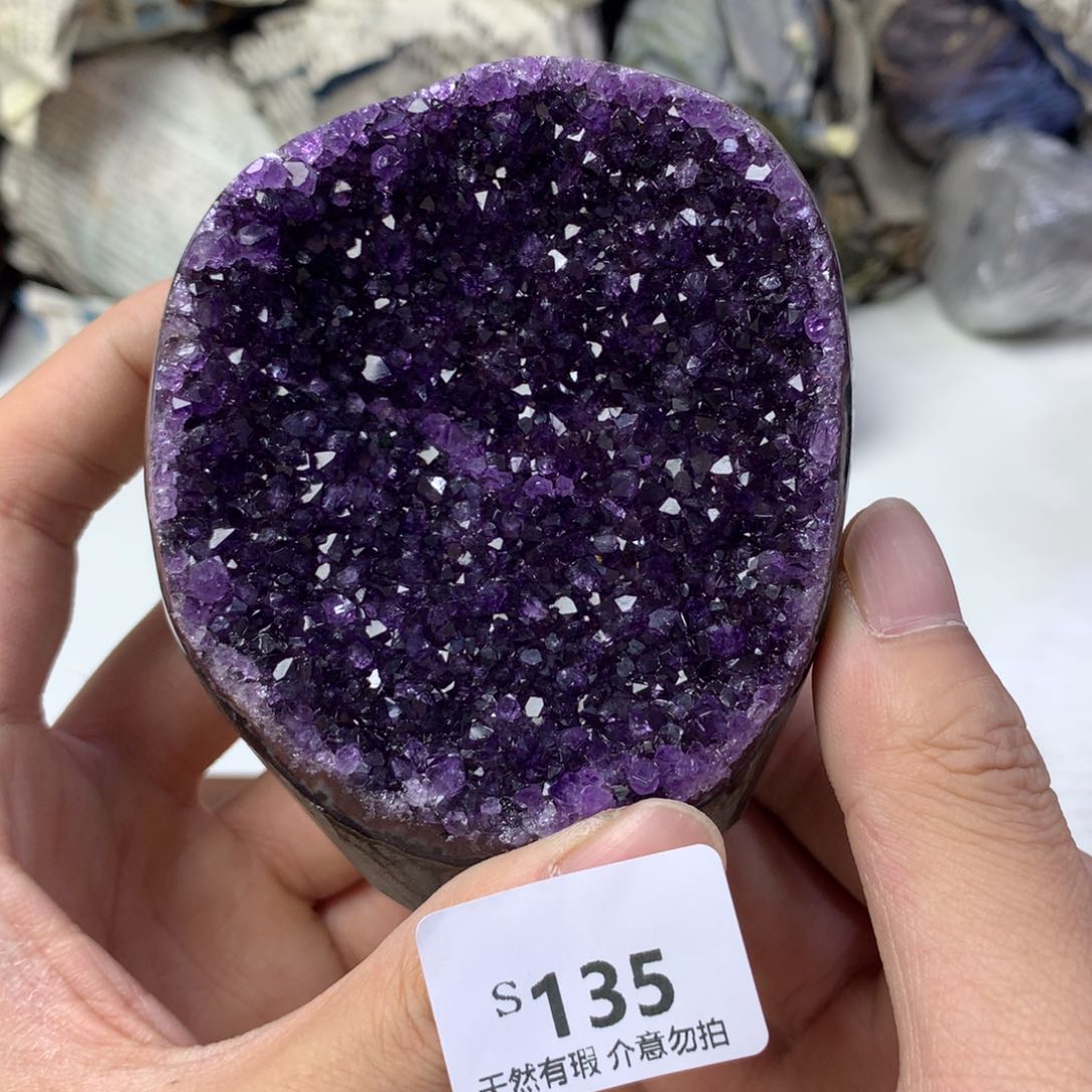 紫晶大型摆件（非配饰）未镶嵌