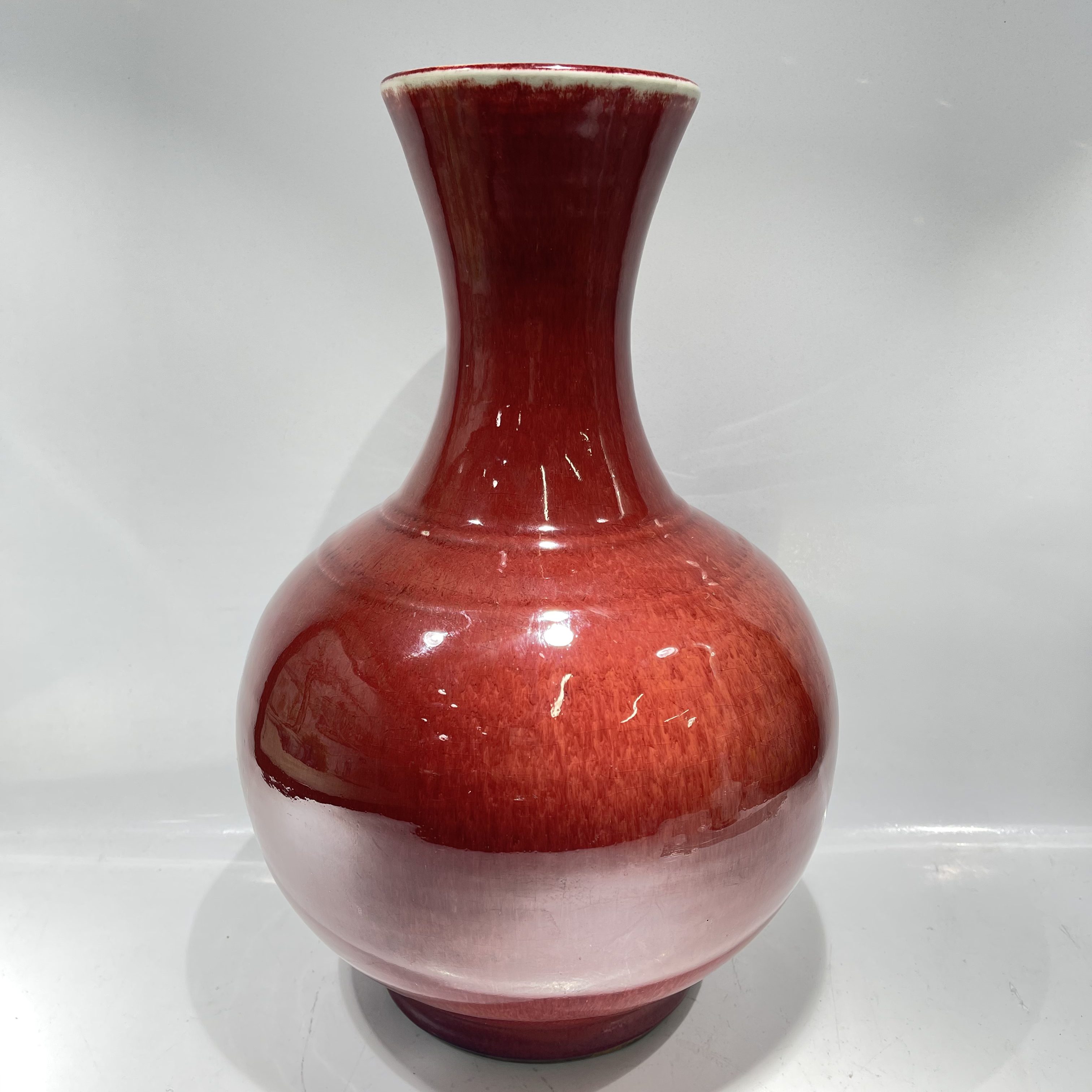 清晚期钧红釉玉壶春瓶