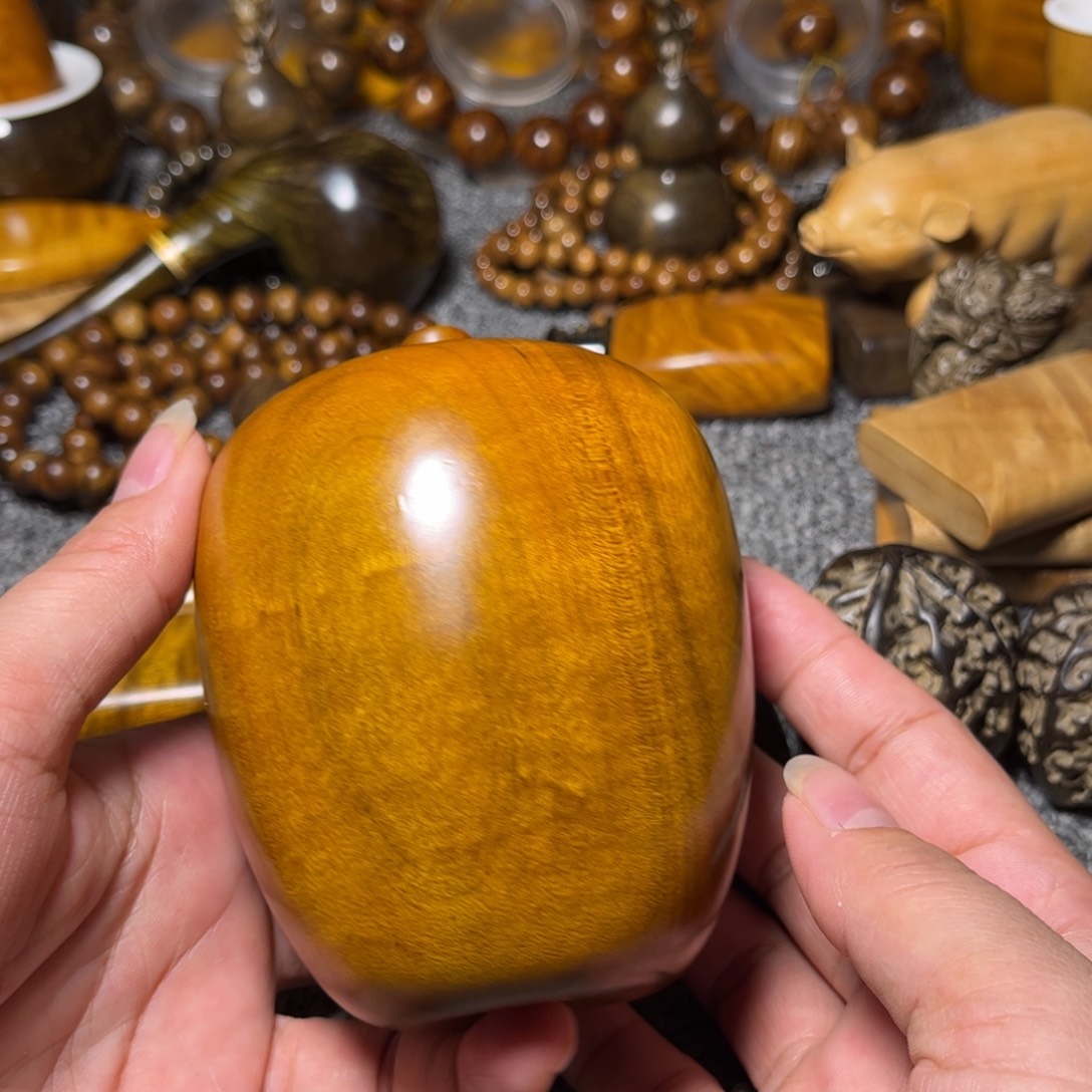 金丝楠苹果平安喜乐