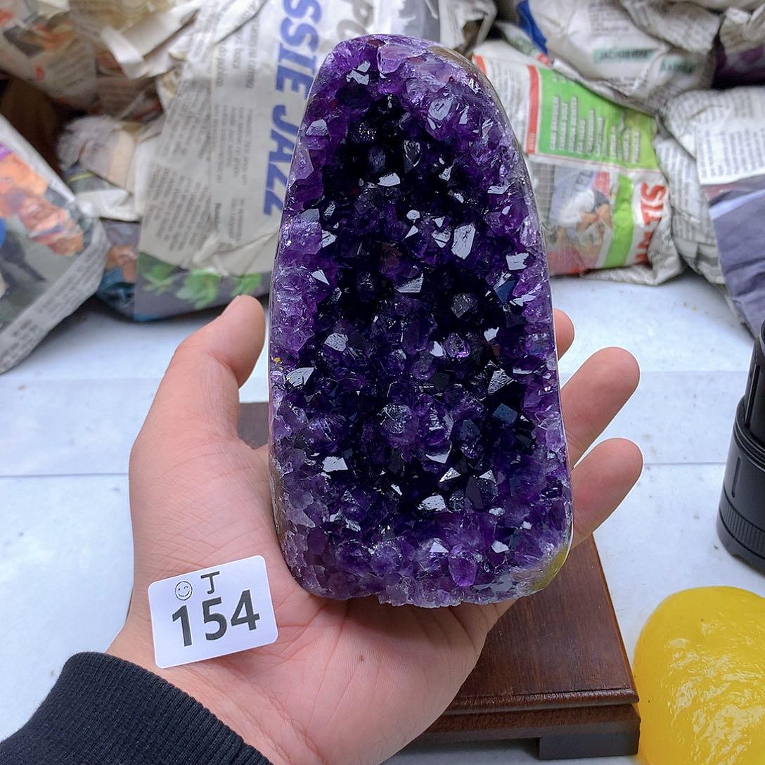 紫晶大型摆件（非配饰）未镶嵌