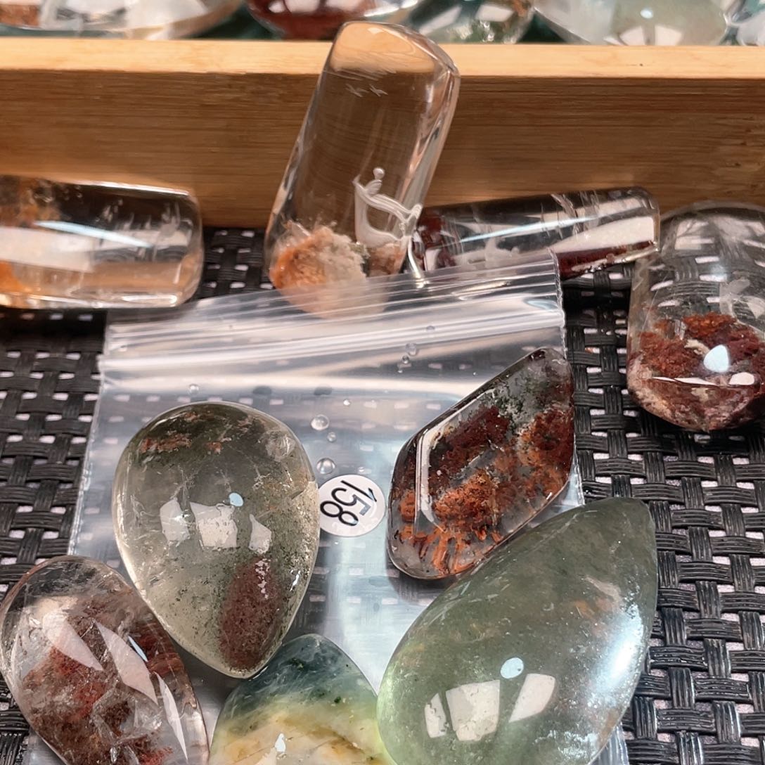 【闪购商品】颈饰未镶嵌水晶n****e