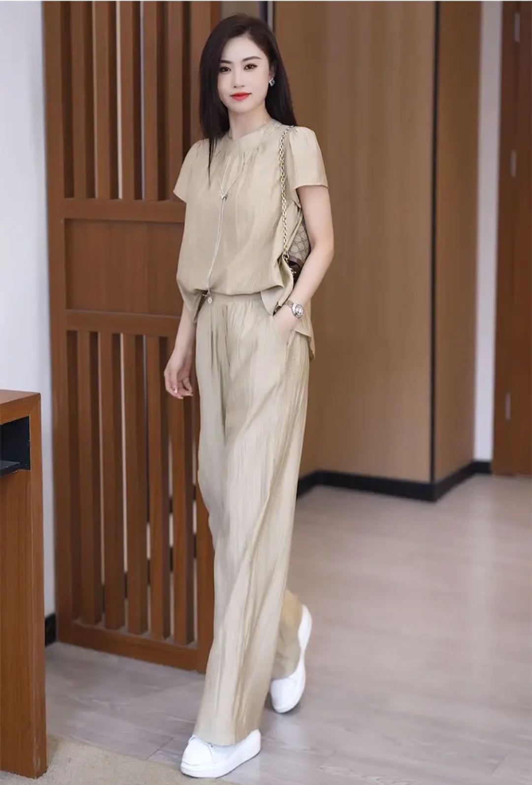 夏季新款时尚洋气减龄两件套套装套裤