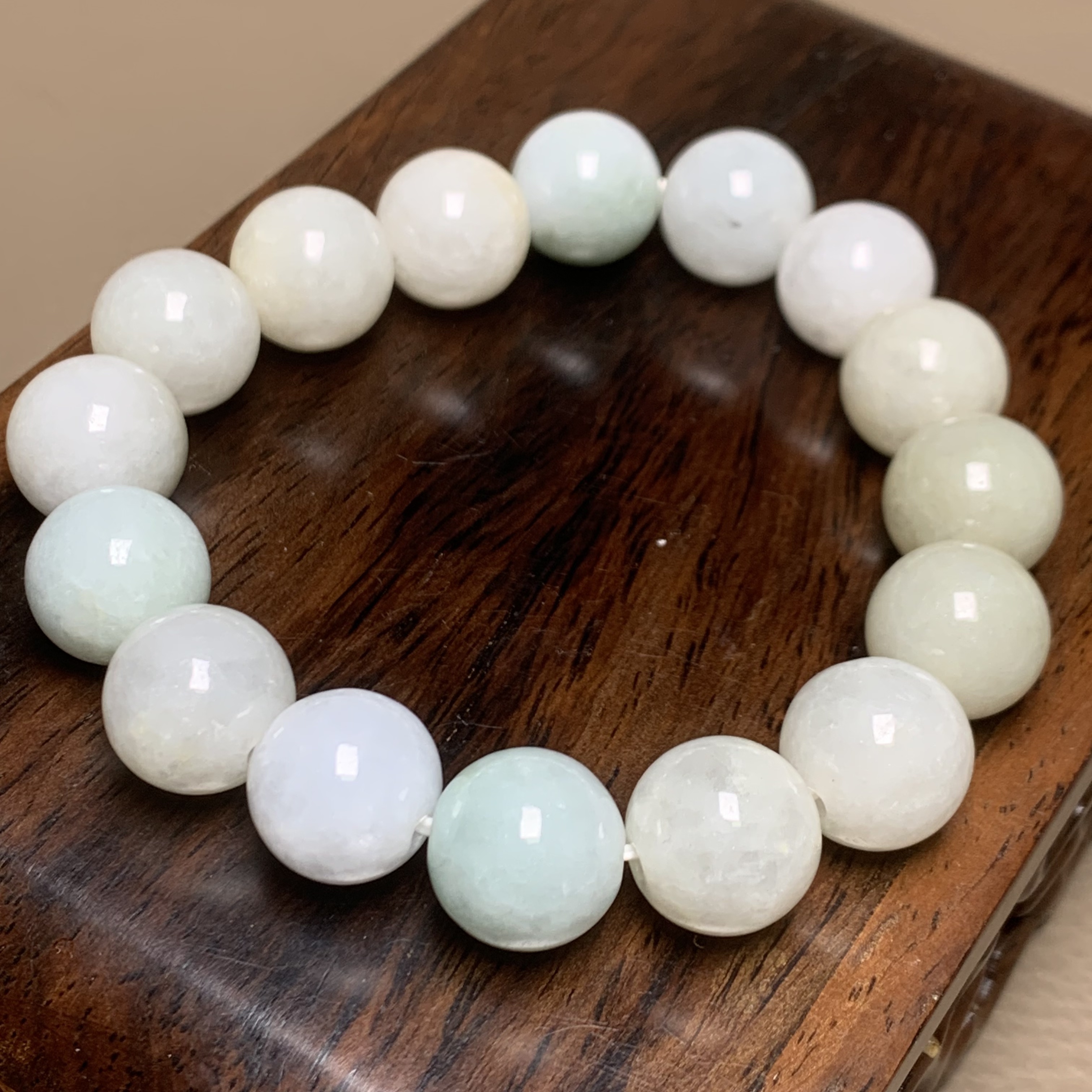 A843珠宝玉石A货翡翠手串