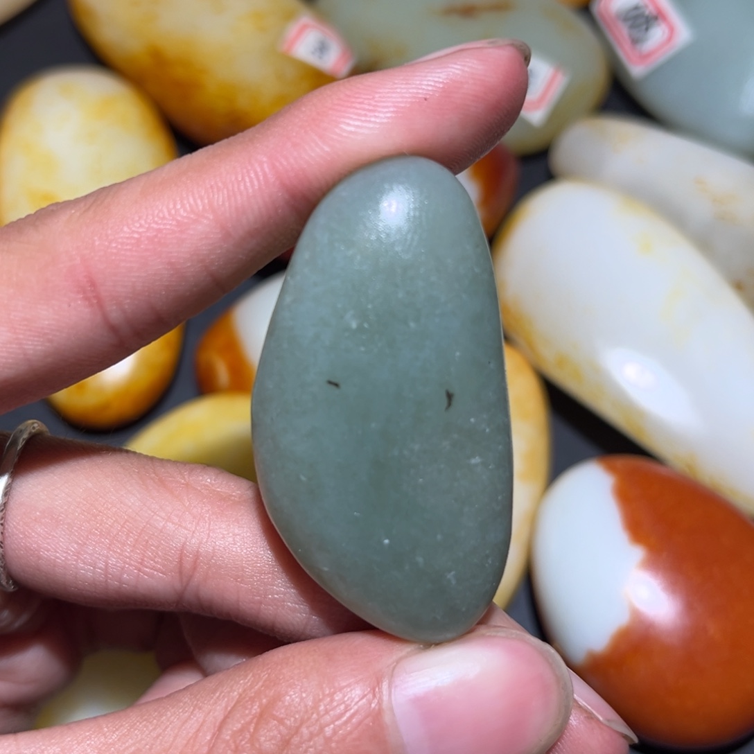 和田玉未镶嵌珠宝奇石