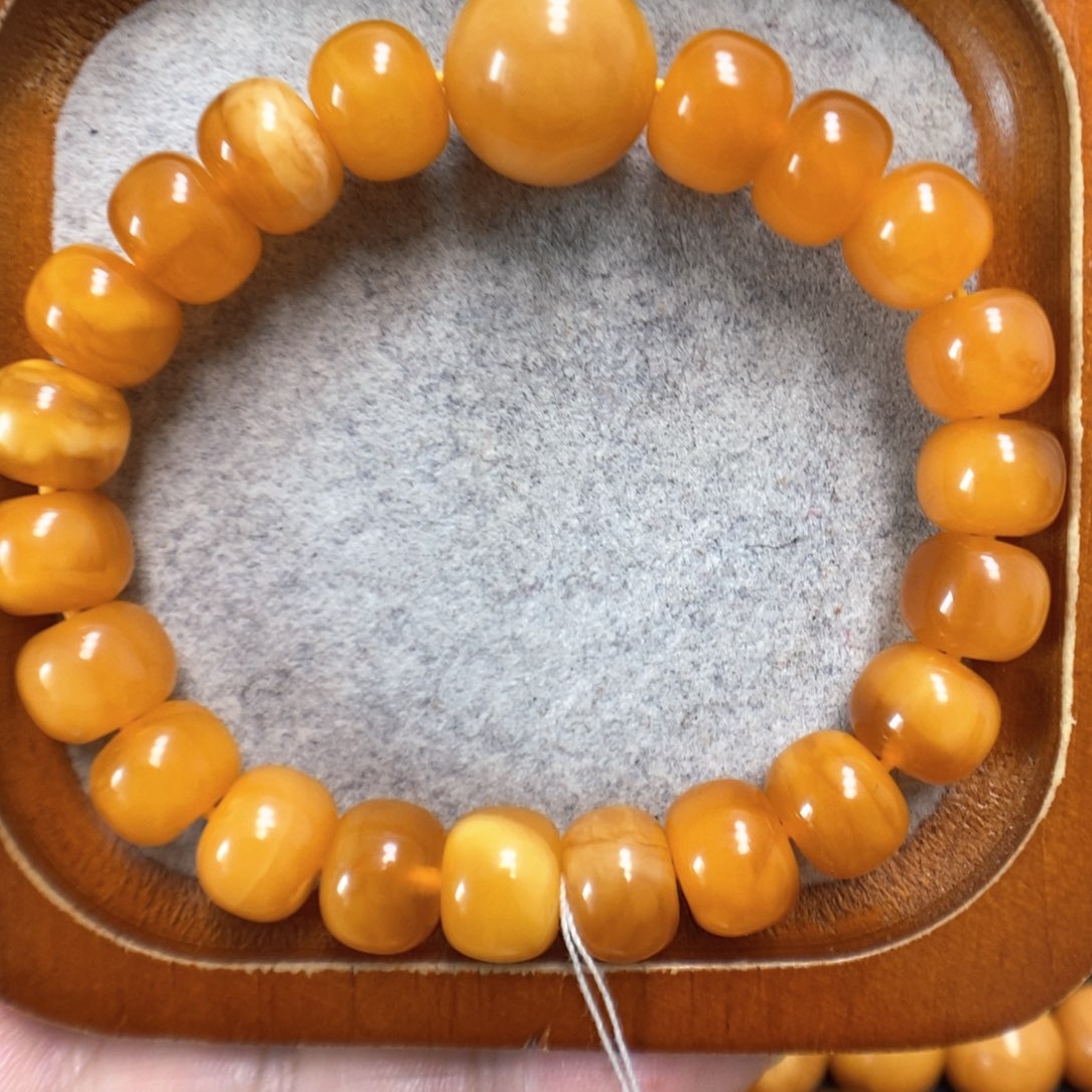 未镶嵌蜜蜡手串蜜蜡