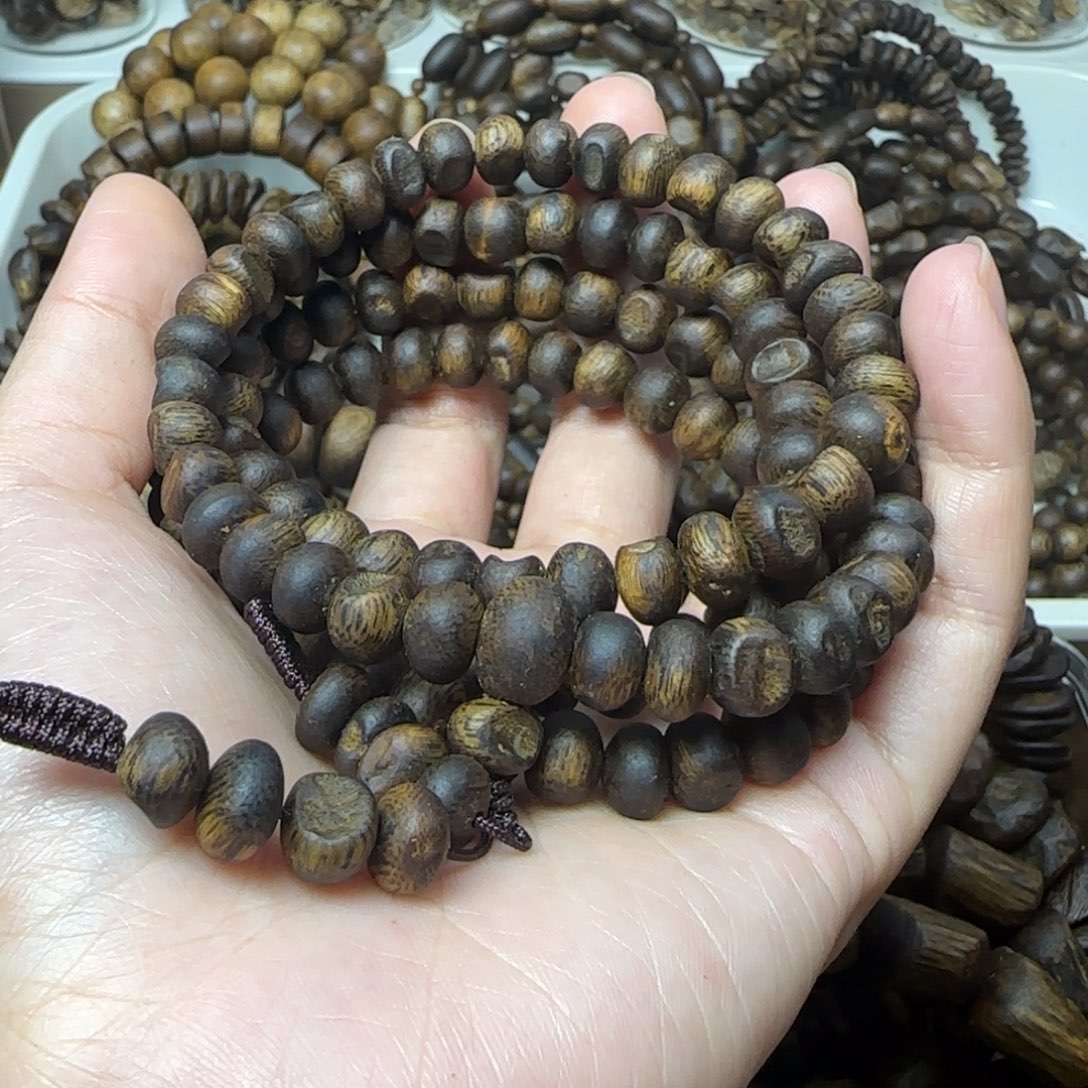 开***天沉香手串多圈高油老料虫漏29.5克