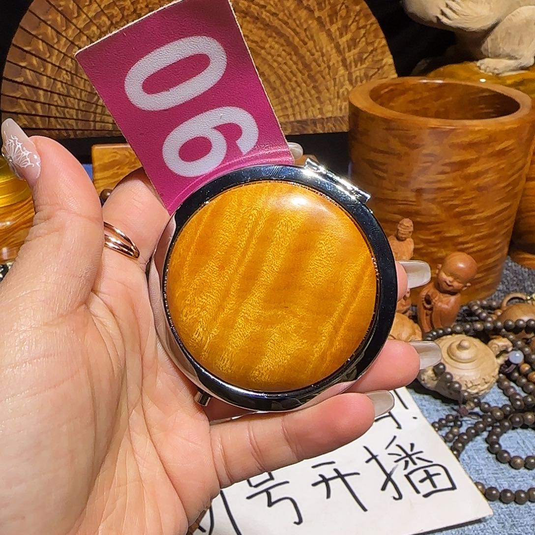 金丝楠金丝楠手把件