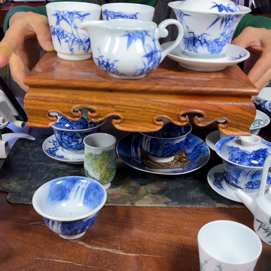 黃***r国一王老师收获竹子