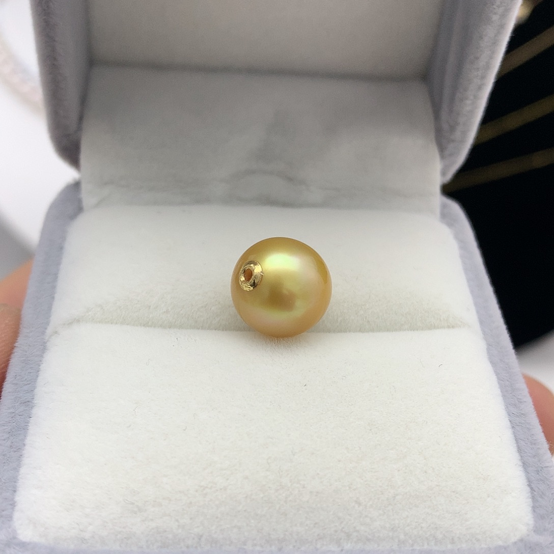 海水珍珠颈饰18K金镶嵌金珠10.8