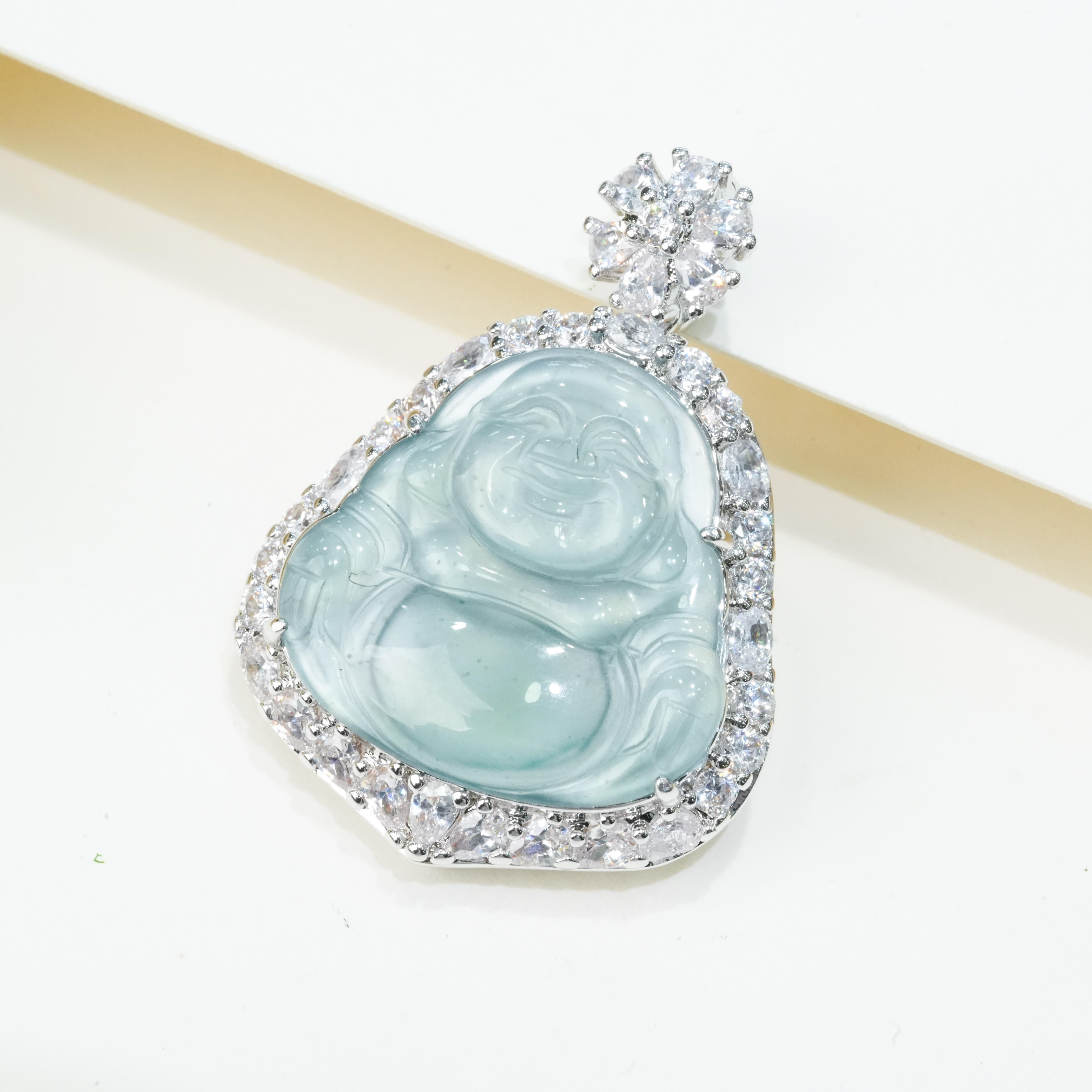 天然A货翡翠佛公吊坠多样性发气质时尚轻奢雕刻精美透女士挂坠