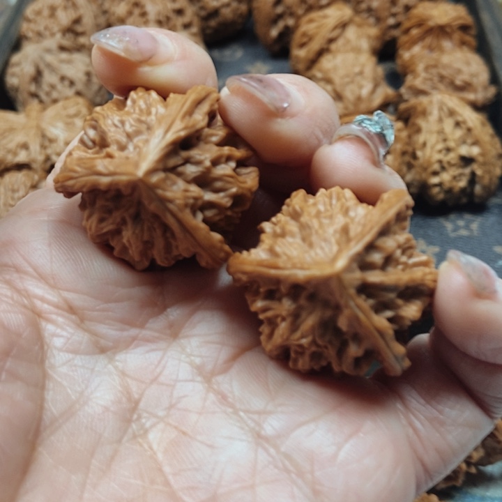 无***吊坠文玩核桃盘山