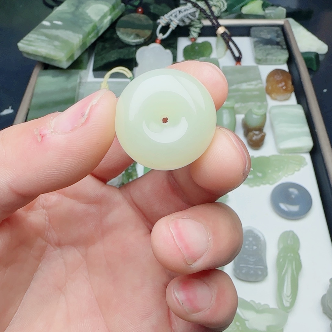 和田玉颈饰未镶嵌刘*辰