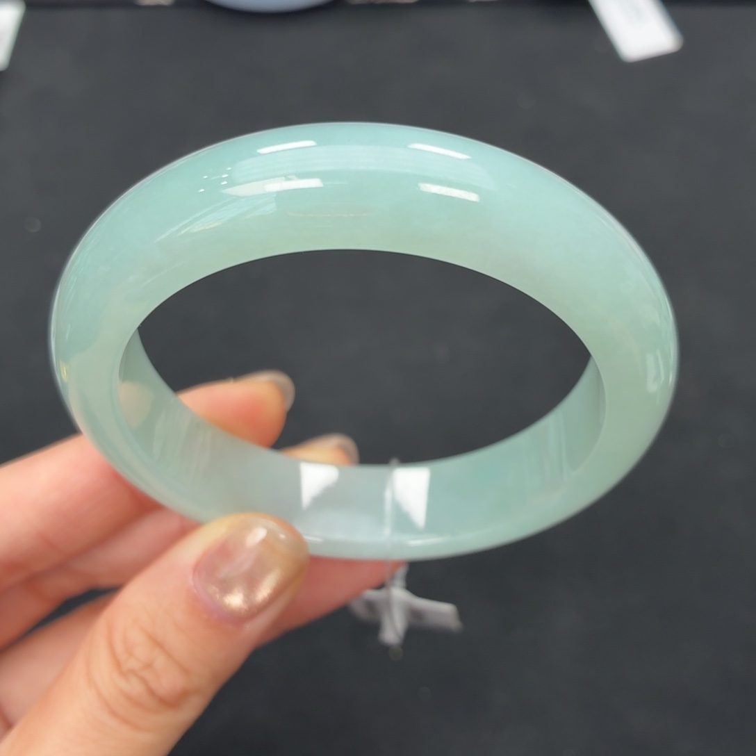 翡翠未镶嵌手镯5253