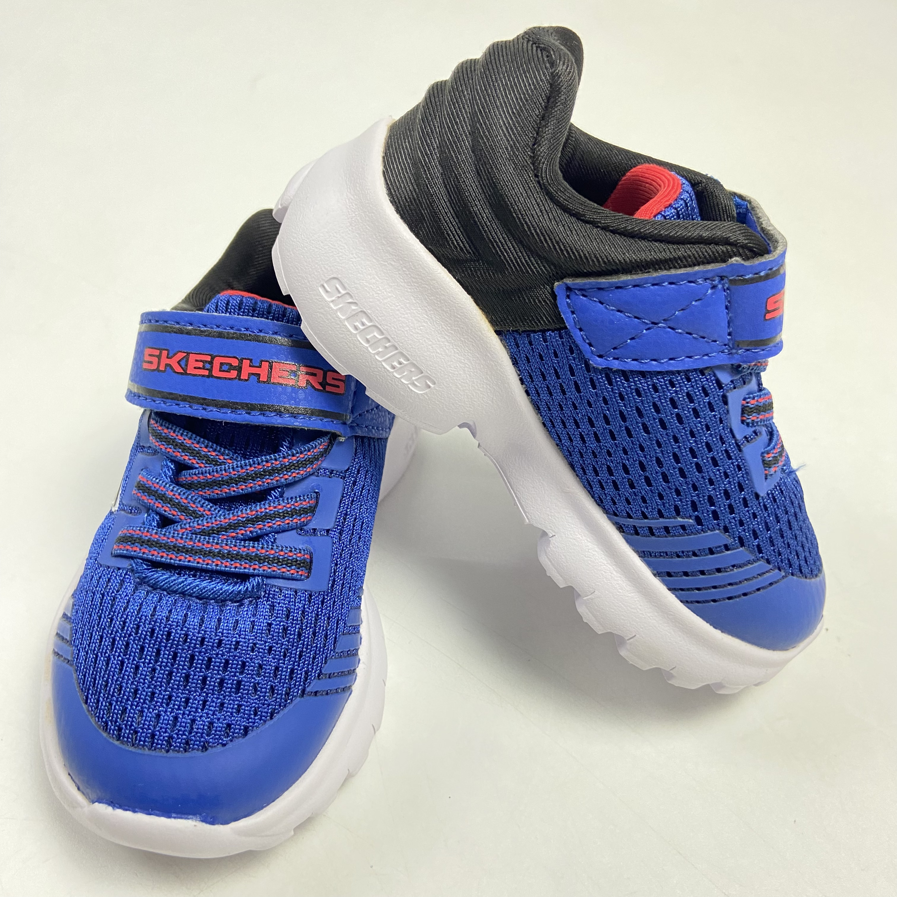 Skechers/斯凯奇男女小童舒适透气低帮防滑运动休闲鞋407271N-
