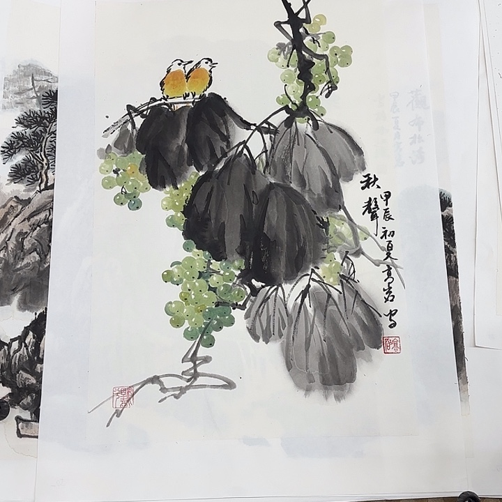 国画花鸟等多种鸟类的栖息