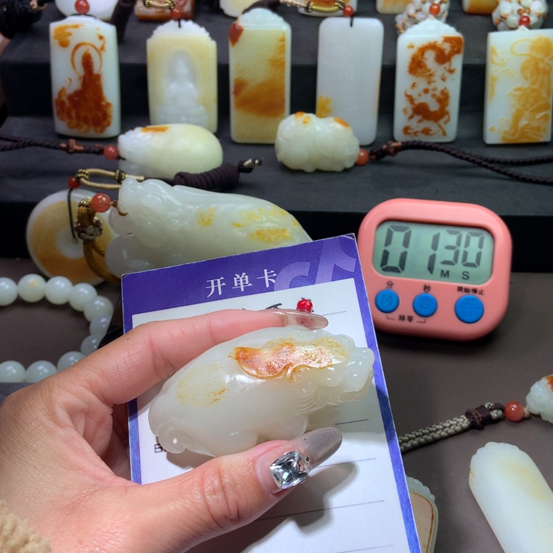 和田玉挂件未镶嵌草**兵