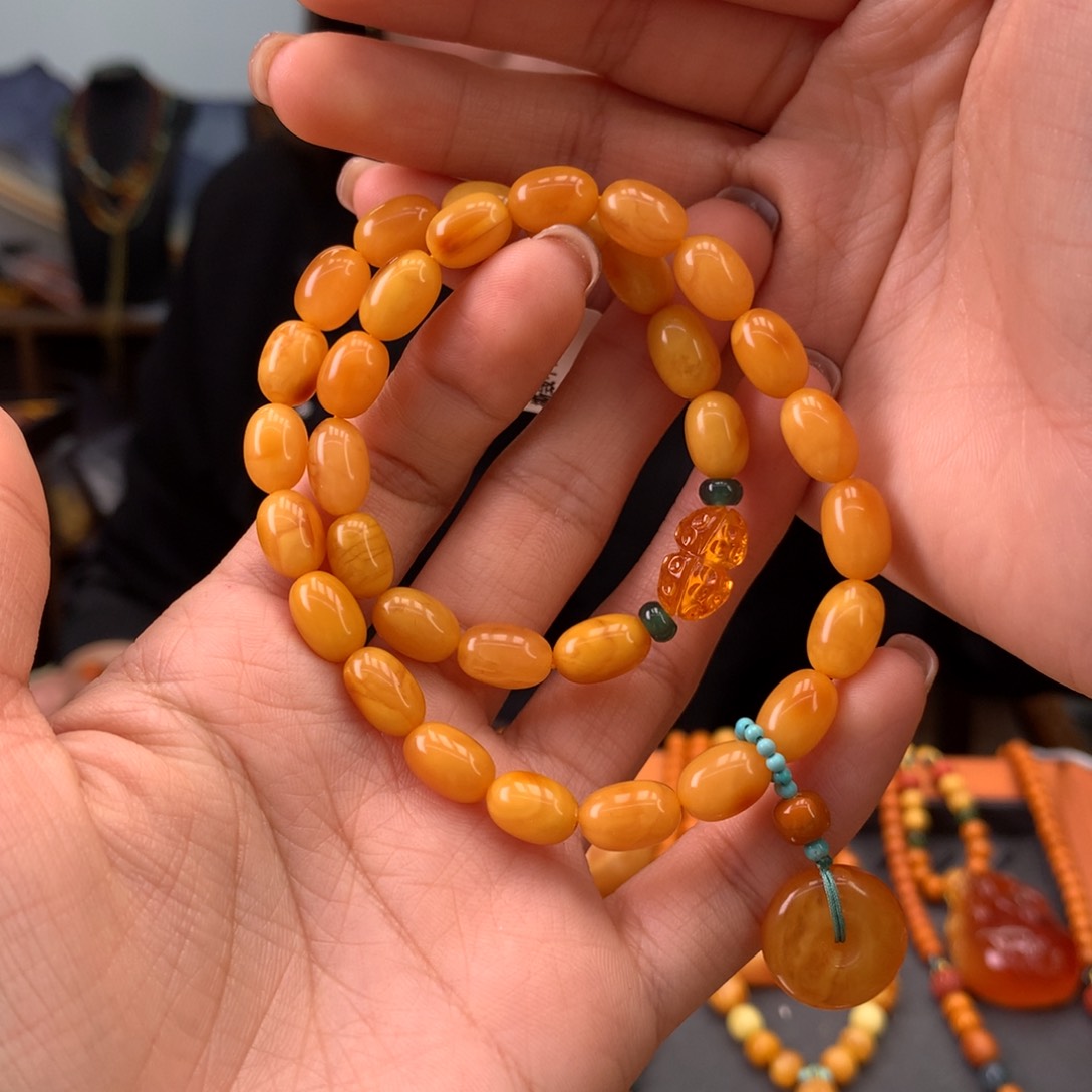 蜜蜡手串未镶嵌天然