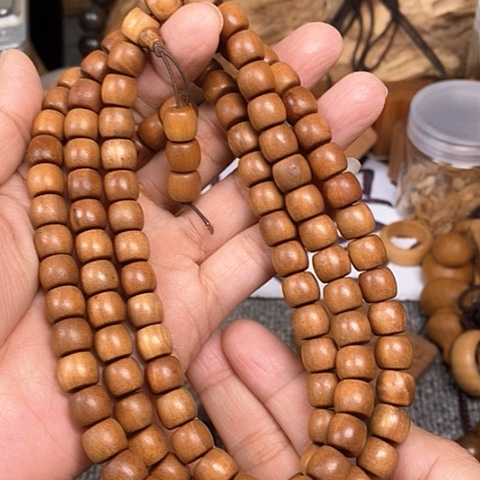 檀香木手串/手链老山檀香8/9/108沉水微瑕疵