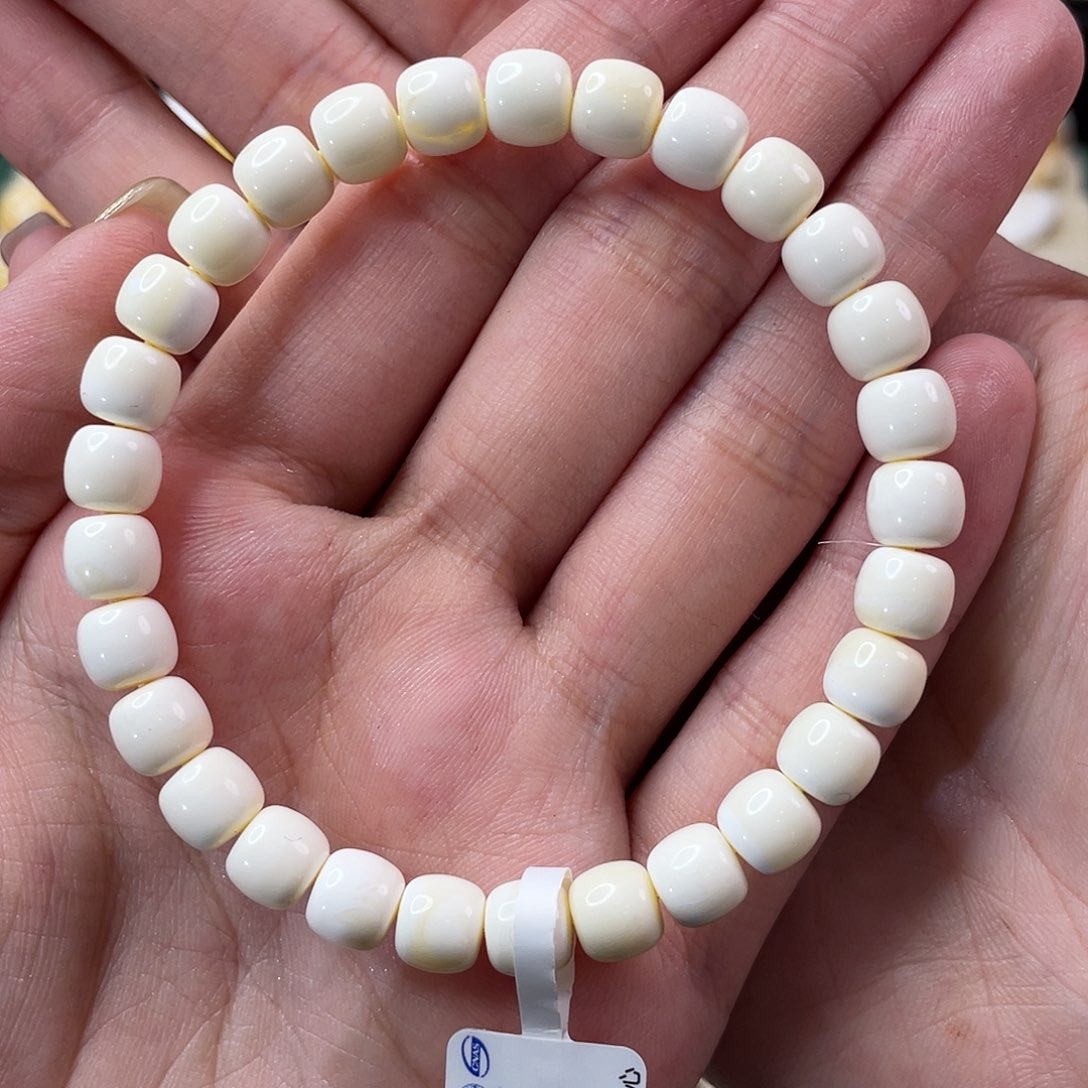 琥珀裸石未镶嵌好*子7毫米老型